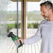 Bosch GLASSVAC akkus ablaktisztító 4V, 1x2,0 Ah, szórófeltét palackkal