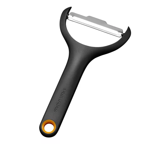 Fiskars Functional Form zöldséghámozó