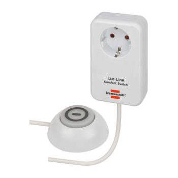   Brennenstuhl Eco-Line Comfort Switch Adapter külső lábkapcsolóval