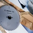Bosch PRO Wood körfűrészlap, 235x2,8x30 mm 48 fog, kemény fa, rétegelt lemez, forgácslap
