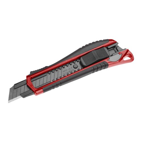 Fortum tapétavágó kés, gumirozott ABS+acél házas; 18 mm, pótpenge: 4780003