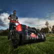 Milwaukee dupla akkus fűnyíró M18 F2LM46-802 18V 2x8,0 Ah FORGE akkumulátorral