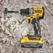 Dewalt akkus fúrócsavarozó DCD800H2T-QW 18V 2x5,0 Ah TSTAK kofferben