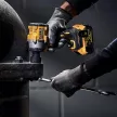 Dewalt akkus ütvecsavarozó DCF921P2T-QW 18V XR 2x5,0Ah