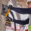 Dewalt akkus falhoronymaró DCG200NT-XJ, 54V XR Flexvolt töltő, 2 x 6 Ah akku
