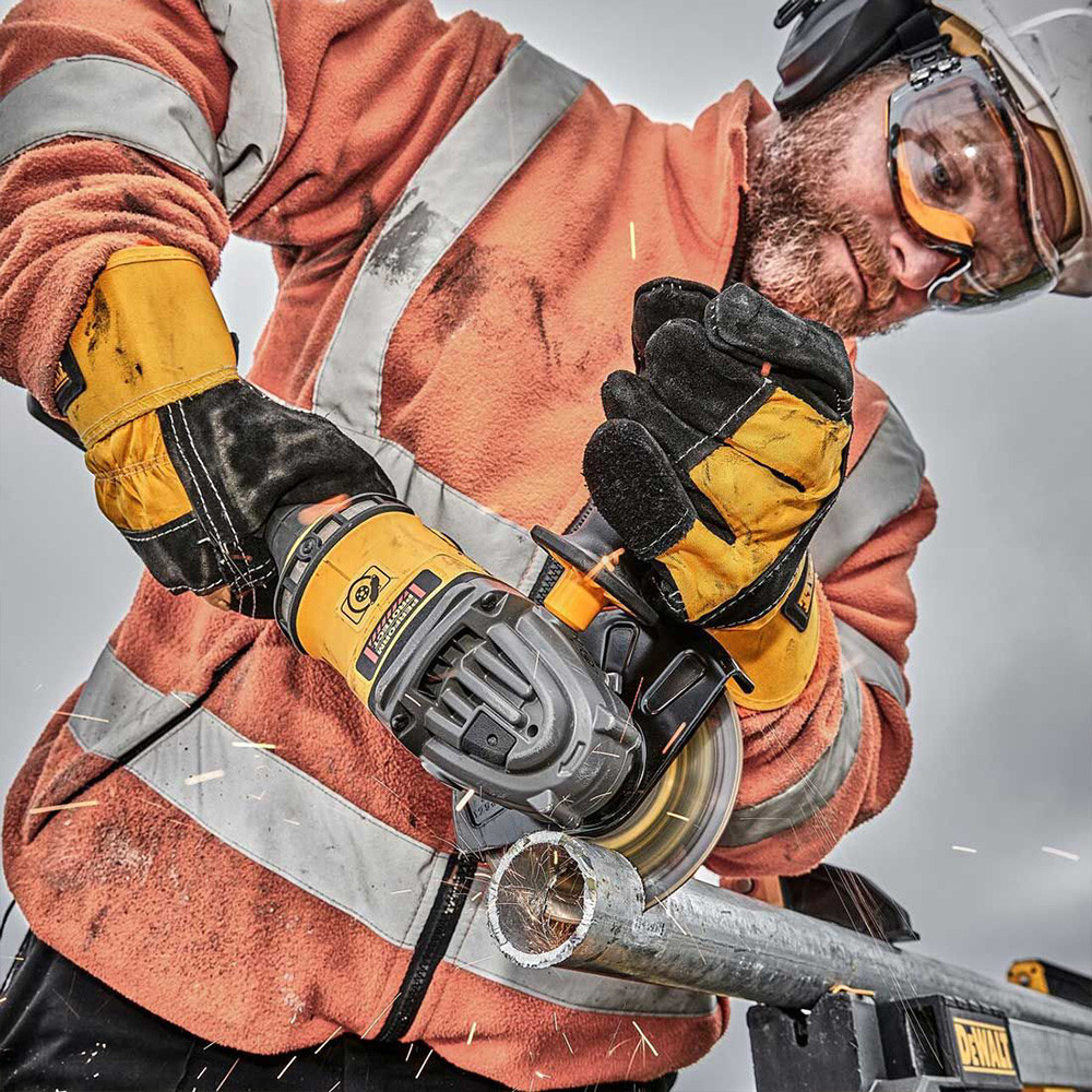 Dewalt dcg414nt deals