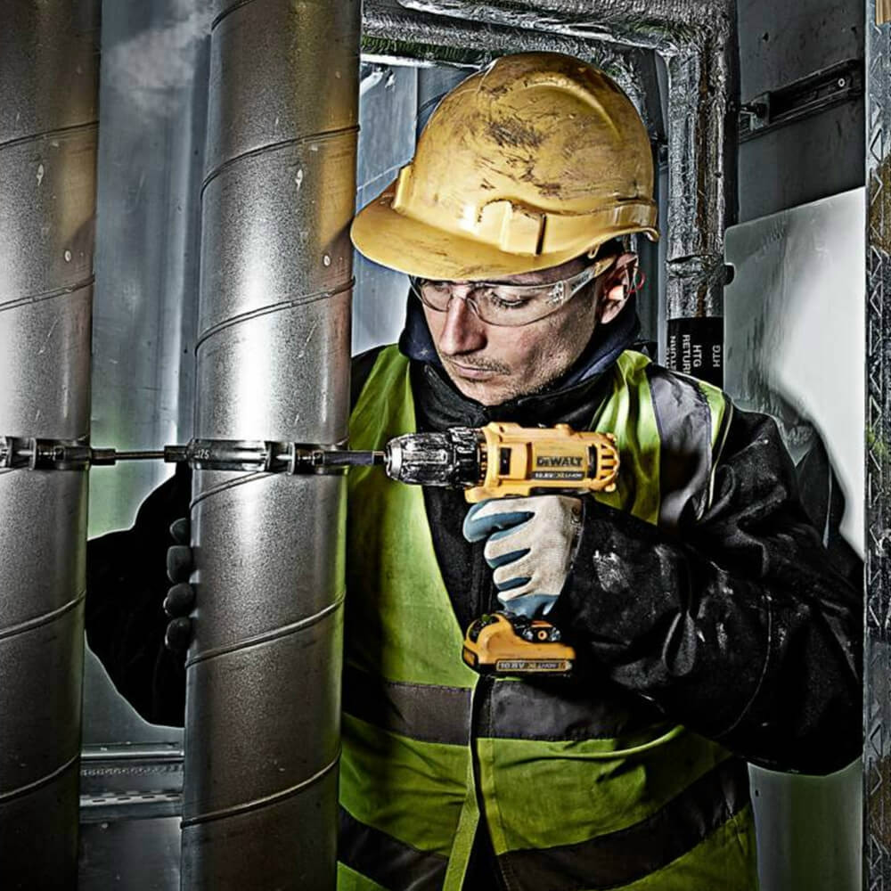 Dewalt dck211c2 hotsell
