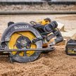 Dewalt akkus körfűrész DCS577N-XJ 54V XR Flexvolt alapgép
