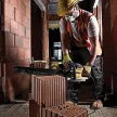 Dewalt aligátor fűrész DWE397-QS 1700W