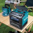 Makita mikrohullámú sütő 40Vmax XGT Li-Ion 350/500W 8 L
