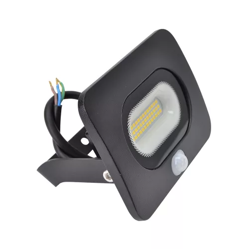 Tracon SMD fényvető mozgásérzékelővel, fekete, 220-240V AC, 20W, 4000K, IP65,1500lm, A, 3-10m
