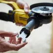 Stanley Fatmax akkus sarokcsiszoló SFMCG400M2K-QW 18V 2x 4,0Ah, 125 mm