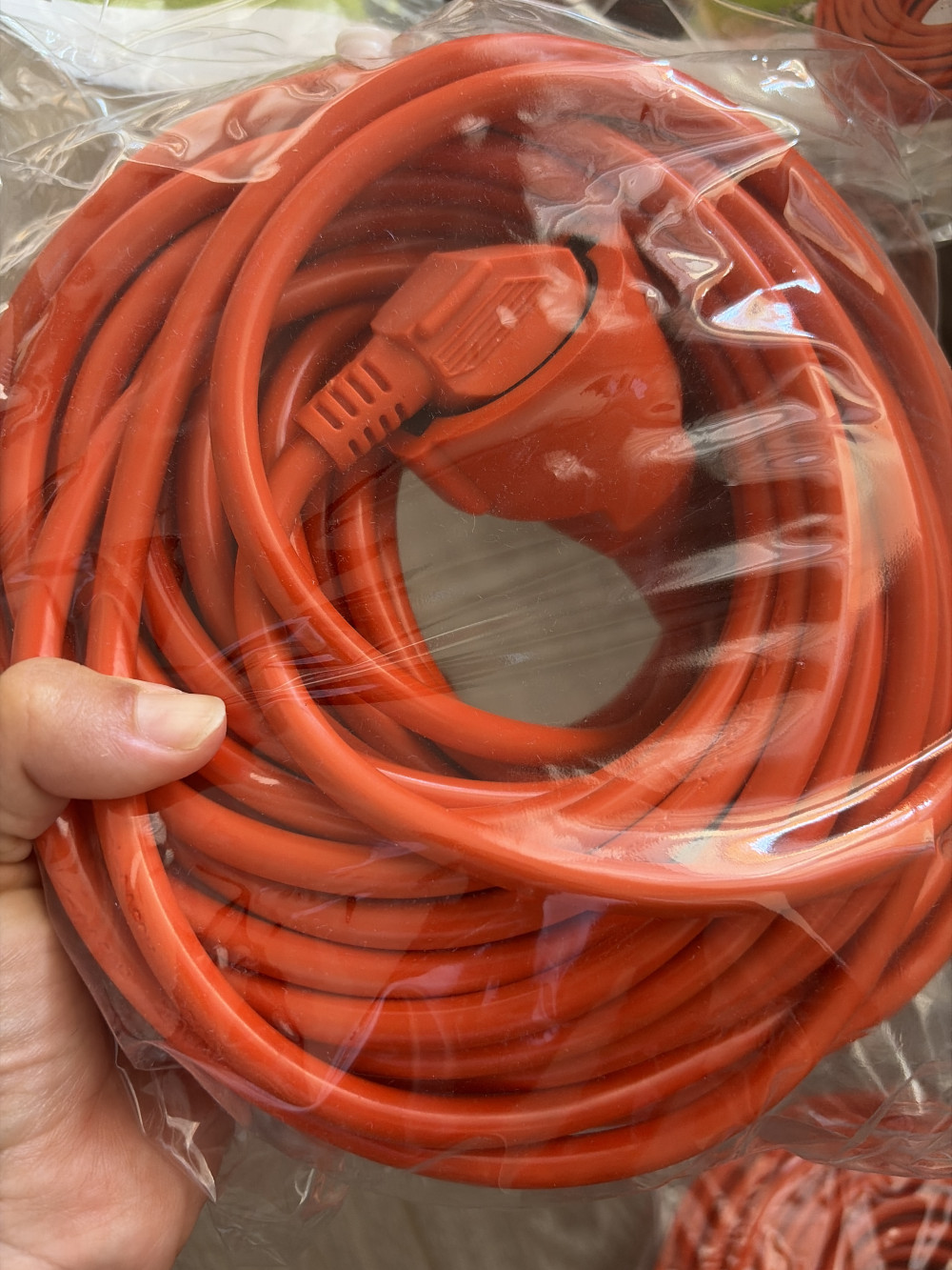   Hosszabbítókábel  30m narancs, 3Gx1,5 mm2 kábel, IP20 kivitel
