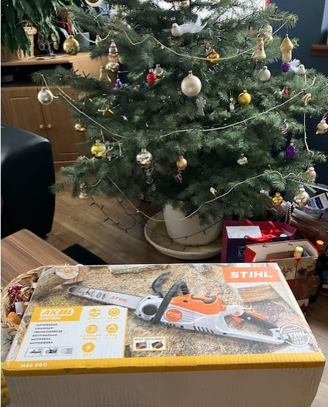   STIHL MSA 60 C-B akkus láncfűrész AK rendszer 36V alapgép, 30cm
