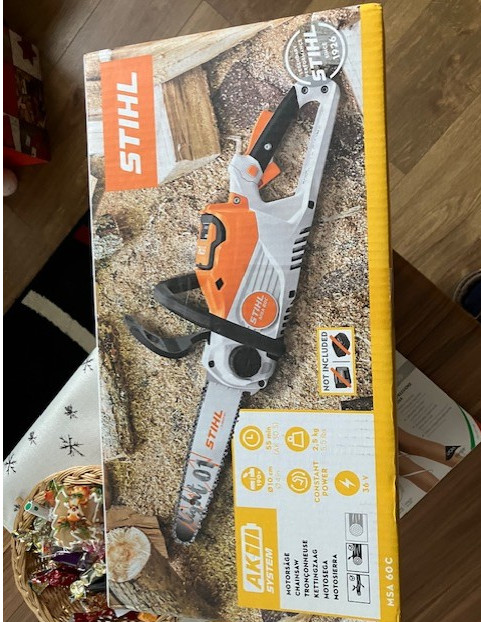  STIHL MSA 60 C-B akkus láncfűrész AK rendszer 36V alapgép, 30cm

