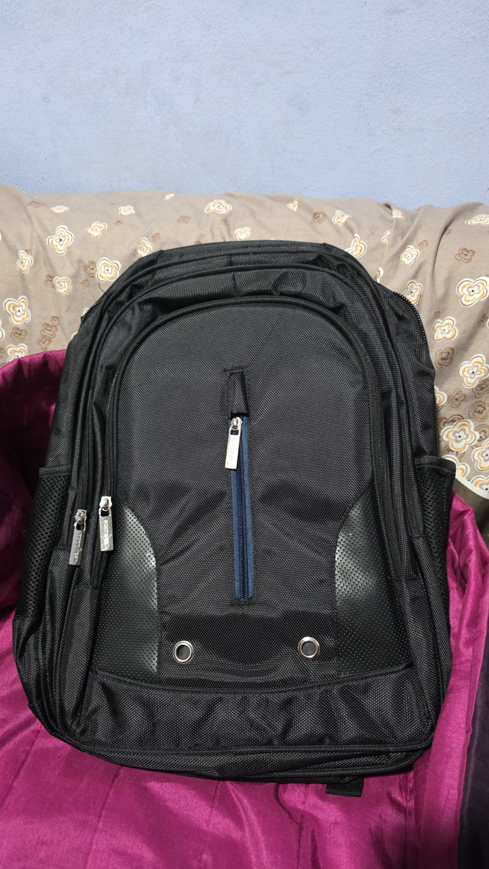 Portwest B916 Három rekeszes hátizsák Fekete
