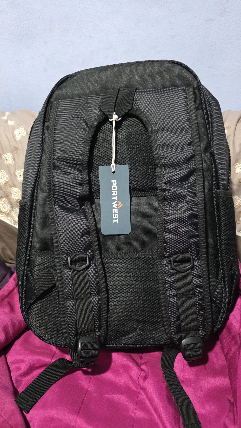 Portwest B916 Három rekeszes hátizsák Fekete
