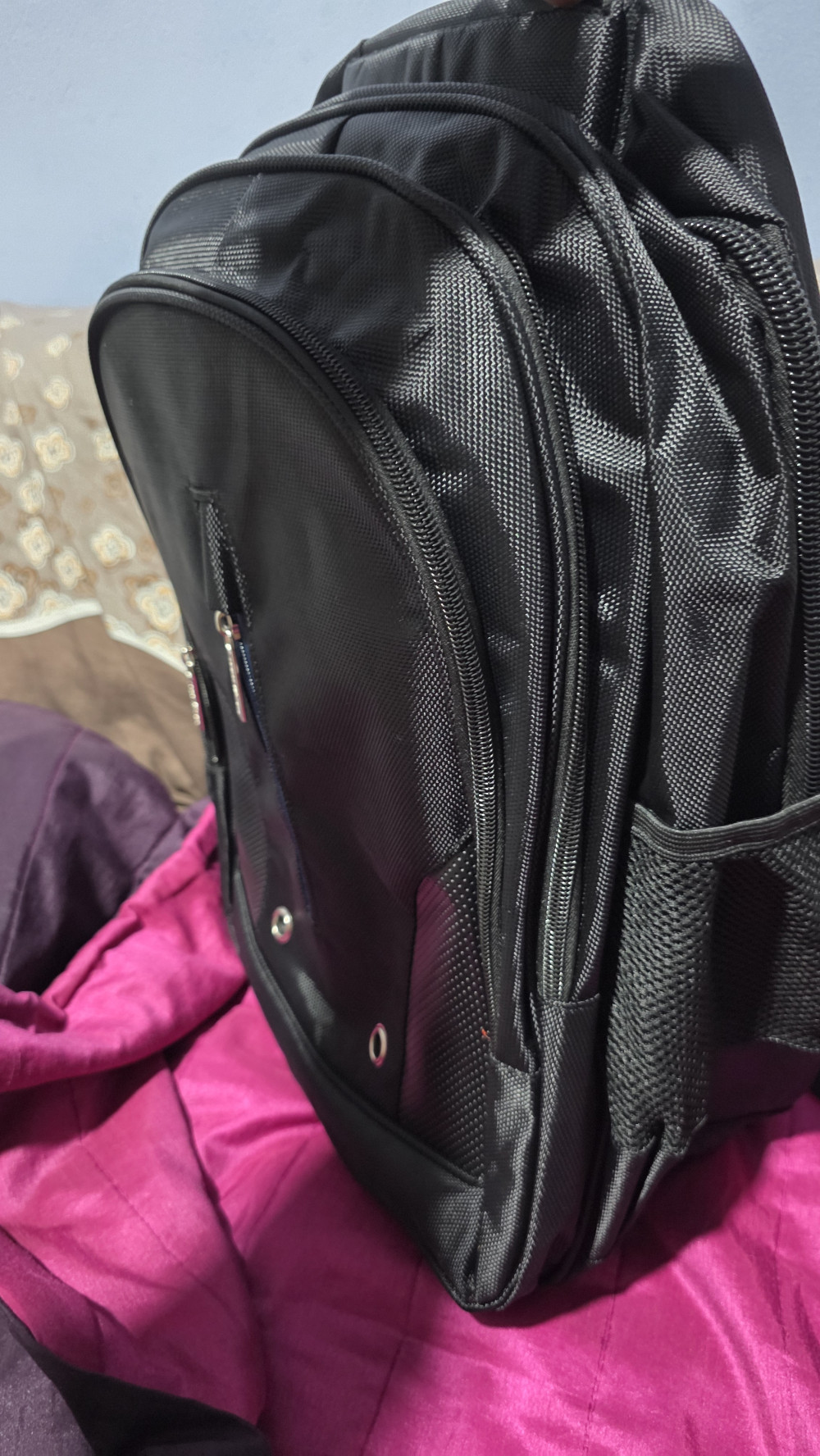 Portwest B916 Három rekeszes hátizsák Fekete
